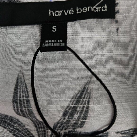 Harve Benard V Neck Floral Smock Waist Top - Picture 2 of 6